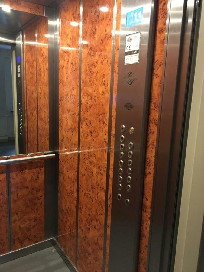 דירות ורשה Apartament Emilia מראה חיצוני תמונה